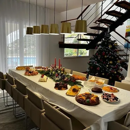 Luxury With Private Heated Pool, Garden And Views Of The Sea And Mountains. וילה ארקו דה קלחטה