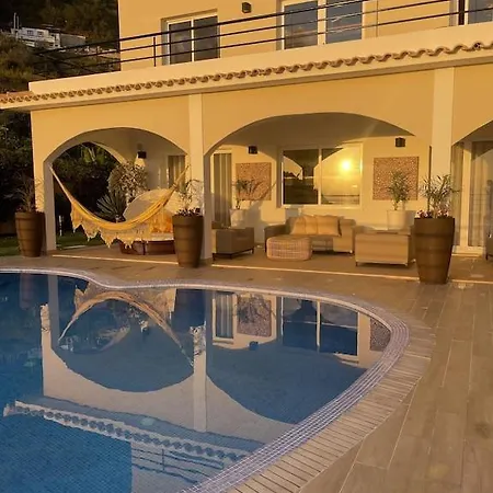 וילה Luxury With Private Heated Pool, Garden And Views Of The Sea And Mountains. ארקו דה קלחטה