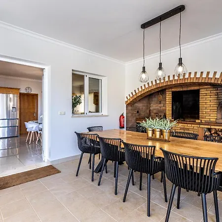 Luxury With Private Heated Pool, Garden And Views Of The Sea And Mountains. וילה *