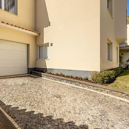 Luxury With Private Heated Pool, Garden And Views Of The Sea And Mountains. * Arco da Calheta (Madeira)