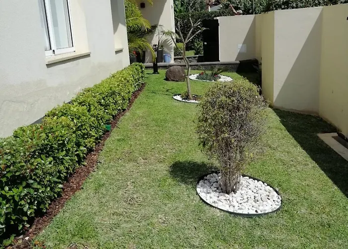 Luxury With Private Heated Pool, Garden And Views Of The Sea And Mountains. Villa