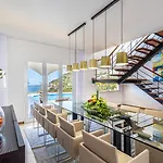 Villa Luxury With Private Heated Pool, Garden And Views Of The Sea And Mountains. *