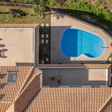 Luxury With Private Heated Pool, Garden And Views Of The Sea And Mountains. *