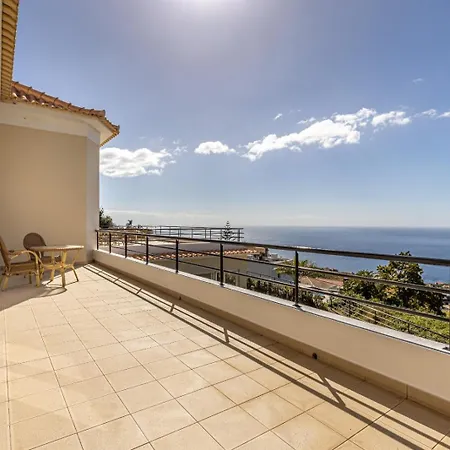 Luxury With Private Heated Pool, Garden And Views Of The Sea And Mountains. * Arco da Calheta (Madeira)