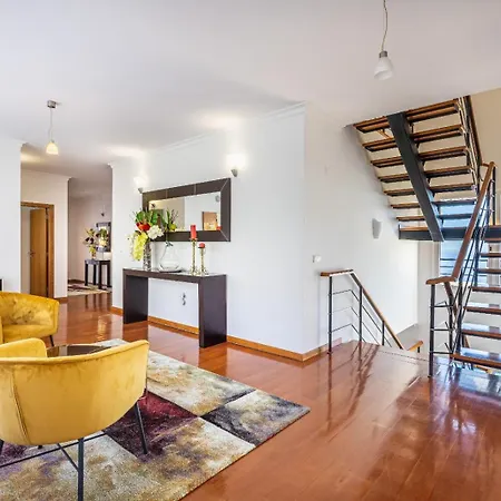 Villa Luxury With Private Heated Pool, Garden And Views Of The Sea And Mountains. Arco da Calheta (Madeira)