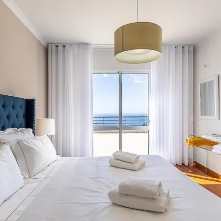 Luxury With Private Heated Pool, Garden And Views Of The Sea And Mountains. *