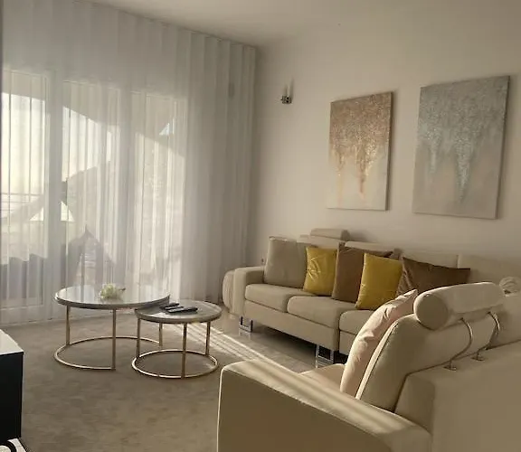 Luxury With Private Heated Pool, Garden And Views Of The Sea And Mountains. * Arco da Calheta (Madeira)