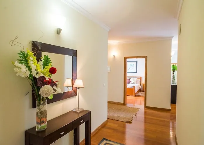 Villa Luxury With Private Heated Pool, Garden And Views Of The Sea And Mountains. *