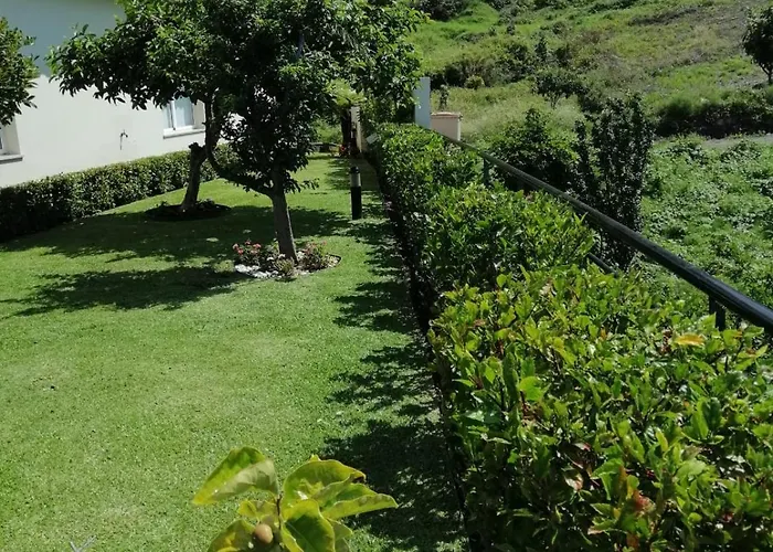 Luxury With Private Heated Pool, Garden And Views Of The Sea And Mountains. Villa Arco da Calheta