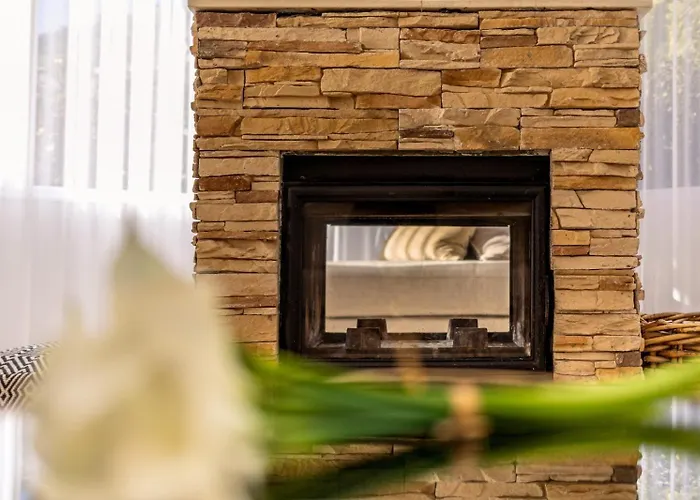 Luxury With Private Heated Pool, Garden And Views Of The Sea And Mountains. Villa